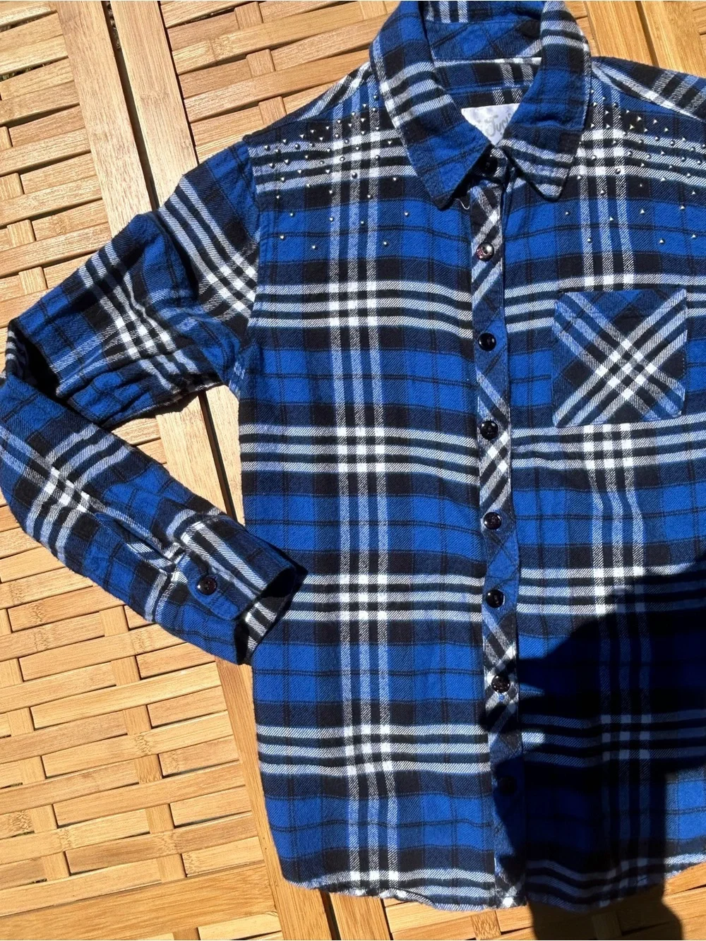 🔥3/$8- Justice- 2 light weight flannels